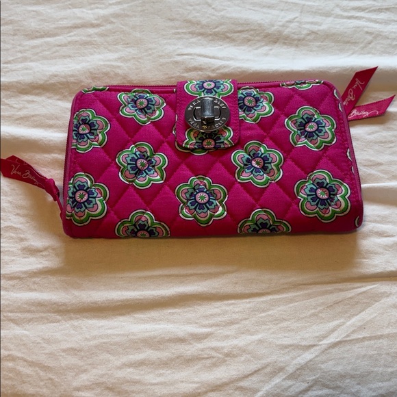 Vera Bradley large wallet. - Picture 2 of 6